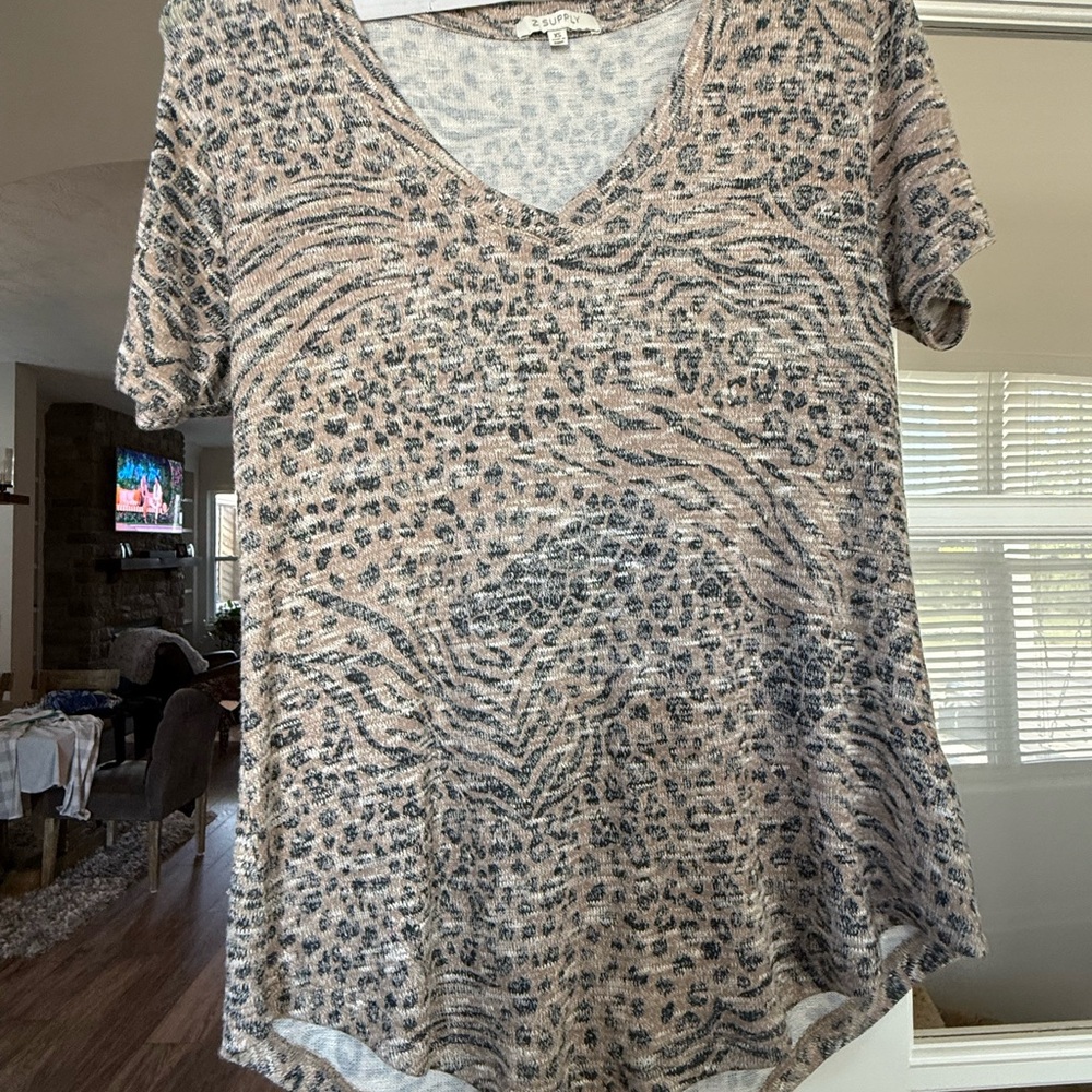 Z Supply Animal Print V-Neck Short Sleeve Top